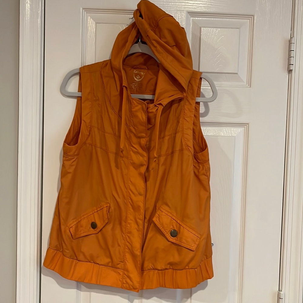 Z energy Hiking Vest Orange Size 1- Medium